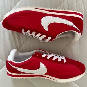 Nike Cortez Red